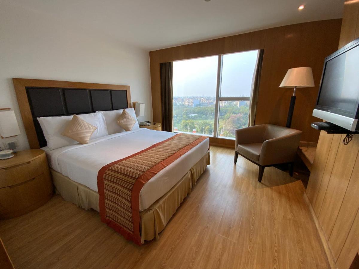 Svelte Delhi, A Member Of Radisson Individuals Hotel New Delhi Bagian luar foto