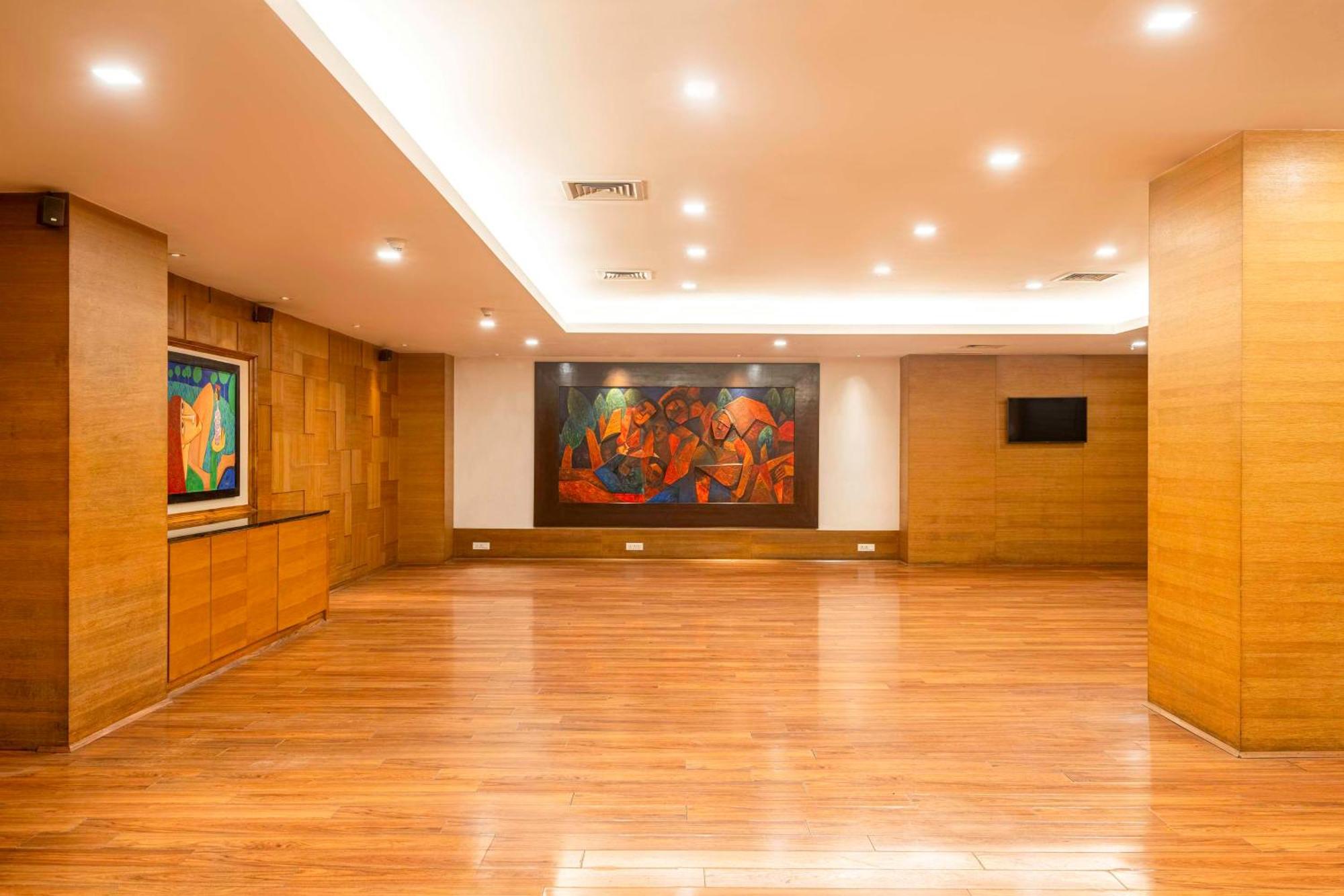 Svelte Delhi, A Member Of Radisson Individuals Hotel New Delhi Bagian luar foto