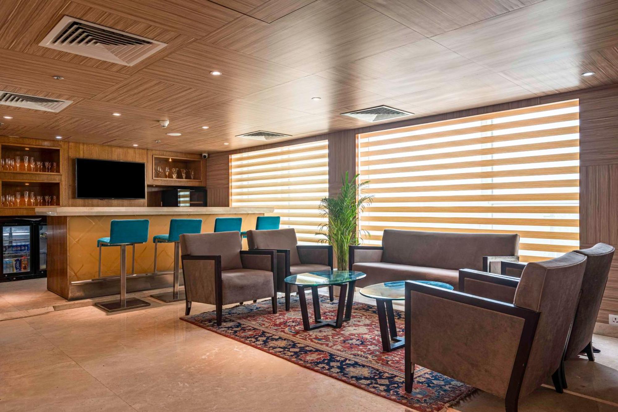 Svelte Delhi, A Member Of Radisson Individuals Hotel New Delhi Bagian luar foto