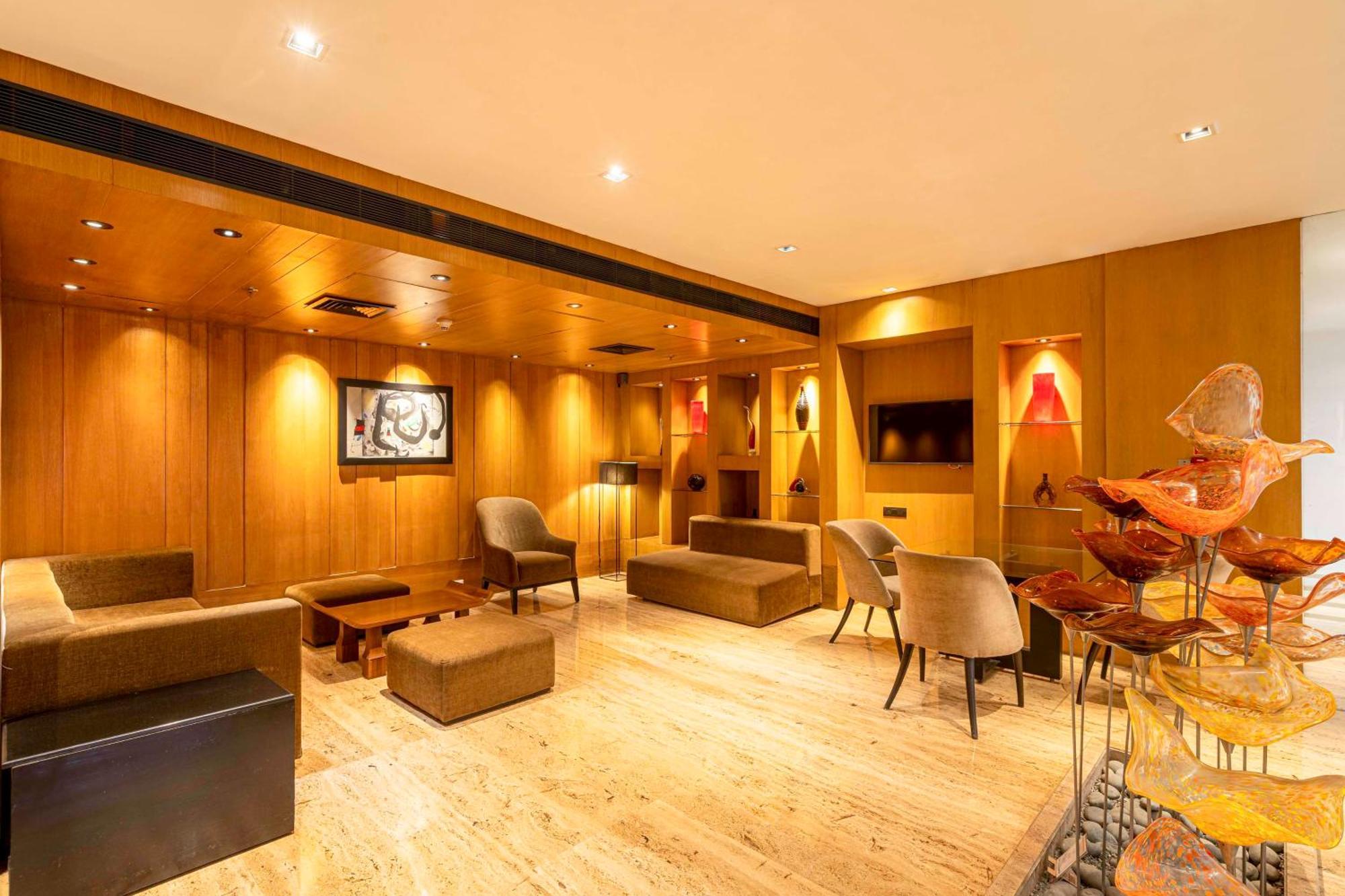 Svelte Delhi, A Member Of Radisson Individuals Hotel New Delhi Bagian luar foto