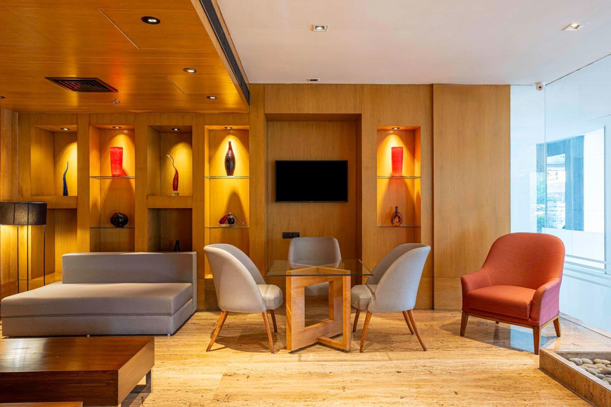 Svelte Delhi, A Member Of Radisson Individuals Hotel New Delhi Bagian luar foto