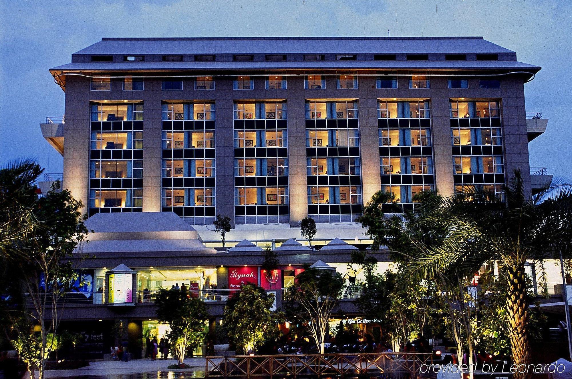 Svelte Delhi, A Member Of Radisson Individuals Hotel New Delhi Bagian luar foto
